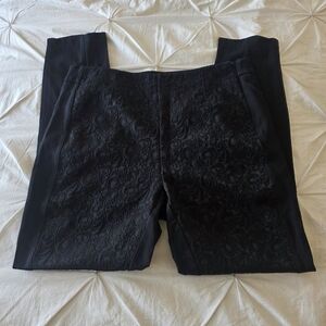 🚫SOLD🚫 White House Black Market Jacquard Skinny Pants